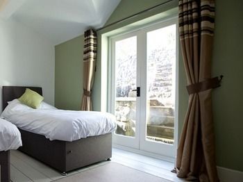 Broadrock Accommodation - Clock Cottage Chepstow Exterior foto